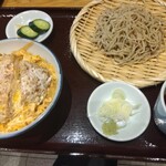 㐂道庵 - カツ丼セット  1060円