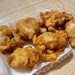 いぶき - 持ち帰った特製ザンギ（800円）。