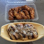 ヤマサコウショウ直売所 孝彰 - たこ焼きは、小さなタコがコロコロと、平均6個程入ってます♪たまねぎ揚げも甘くて美味しい✨️家族みんなから好評でした！