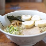 いぶき - 元祖いぶきのラーメン麩増し大盛り。