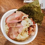 自家製麺 麺屋 利八 - チャーシューごはん(400円)