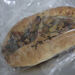 ニシカワ - ブルーチーズとくるみ