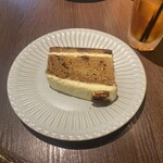 ポコリット - ◉キャロットケーキ／580円税込
                                ◉ポコリット アイスティー／650円税込