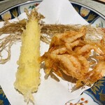 京橋 天冨良と鮨 いしい - 桜えび、ヤングコーン(ひげ付き)