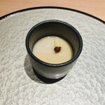 京橋 天冨良と鮨 いしい - 白キクラゲと梅の茶碗蒸し