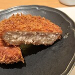 紀尾井町 とんかつ・洋食ひとみ - メンチカツ