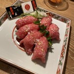 炙場牛心 - 米沢牛肉寿司