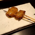 おみ乃 椿 - 高原比内地鶏 ペタ（腰の皮）