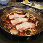 和牛すき焼き鍋くもまつ - 