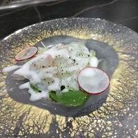 渋谷 鉄板焼き 凛 - クエのカルパッチョ