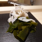 千葉たかおか - 箸休めのれんこんとわかめ