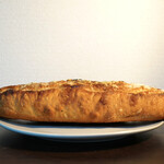 ザ パン屋 ブルーベリー - ・ガーリックフランス 390円/税込