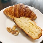 VOLLON - クロワッサン、さつまいもとゴルゴンゾーラ、くるみ添え