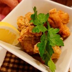 トラットリア ガバチョ - 鶏モモ肉の唐揚げ