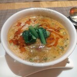 fu-fu shisen - 野菜出汁の担々麺