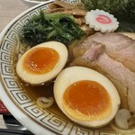 Menpeki Ginger Noodles - 特製生姜醤油ラーメン