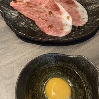近江うし焼肉 にくTATSU 日本橋室町店 - 