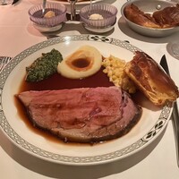 ロウリーズ・ザ・プライムリブ 恵比寿ガーデンプレイス店 - 