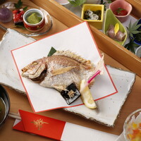 ランチ”個室確約”【全8品7,700円】神楽坂お昼のお顔合わせ会席　全八品