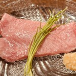 焼肉ホルモン はねいし - 