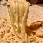 01BASE - パスタのリフトアップ