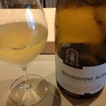 すしやのたい悟 - グラスワイン白・ブルゴーゴーニュ（アリゴテ）