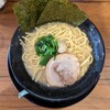 横浜家系ラーメン春吉家 志免店