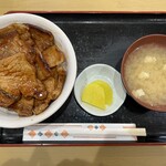 ぶた丼のとん田 - ロース・バラ盛り合わせ