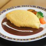 洋食 花乃湯 - 料理写真:小原のたまご オムライス レギュラーサイズ デミグラスソース☆