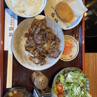 豚捨 KITTE丸の内店 - 