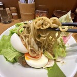 スターマッスル - 麺は少なくて野菜と鶏チャーシューがたっぷり