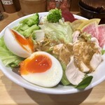 スターマッスル - マッスルサラダ麺チキン