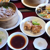 中国料理 青冥 祇園店 - 近江牛セット　近江牛の蒸篭蒸し、焼きそば、鶏の唐揚げ、玉子スープ、お粥