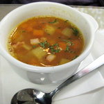 オステリア アックアインボッカ - ピザランチ1480円：野菜のミネストローネ