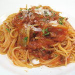 パスタランチ1480円：和牛ひきにくとキャベツのトマトソース