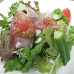 ピザランチ1480円＆パスタランチ1480円：鮮魚と季節野菜のサラダ