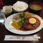 和風グリル 飛鳥 - 日替りランチ ハンバーグ定食 700円　(2024.4)