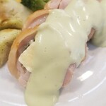 キッチン ブルー グローブ - 最初のガランティーヌ