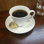 キッチン ブルー グローブ - ホットコーヒーのアップ