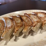 かじ村 - 評判の餃子