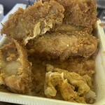 ワタナベ食品 直売店 - 2024/06/12
      カツ丼 400.68円
      しょうが焼き弁当 450.36円
      合計 851円