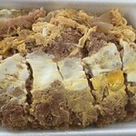 ワタナベ食品 直売店 - 2024/06/12
      カツ丼 400.68円
      しょうが焼き弁当 450.36円
      合計 851円
