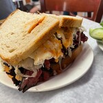 KATZ'S DELICATESSEN - 