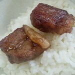 伊江牛 - オンザライス