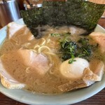 萬家 - 中盛チャーシュー麺＋味玉