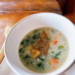 Bali Asli - 上品な鶏の旨みがすばらしいモリンガのスープ