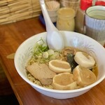 いぶき - あっさり醤油ラーメン（900円）。