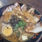 味千ラーメン - 料理写真:うーん、熊本ラーメン