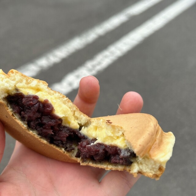 おやき屋本舗 弘前堅田店 - 撫牛子（たい焼き・大判焼き）の写真