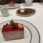 レストランMINAMI - 記念日ケーキと小菓子